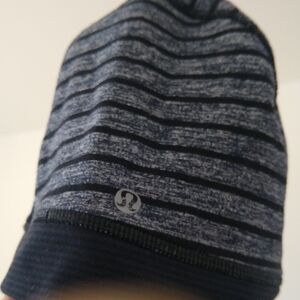 Lululemon Striped Beanie reversible